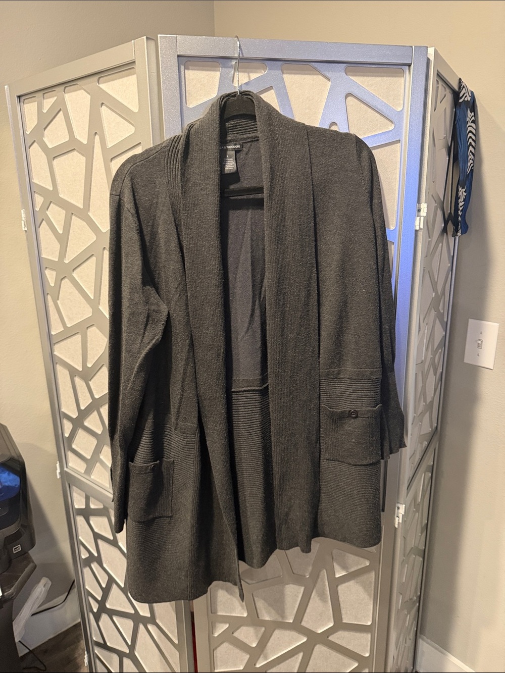 Chelsea & Theodore Dark Charcoal Open-Front Cardigan